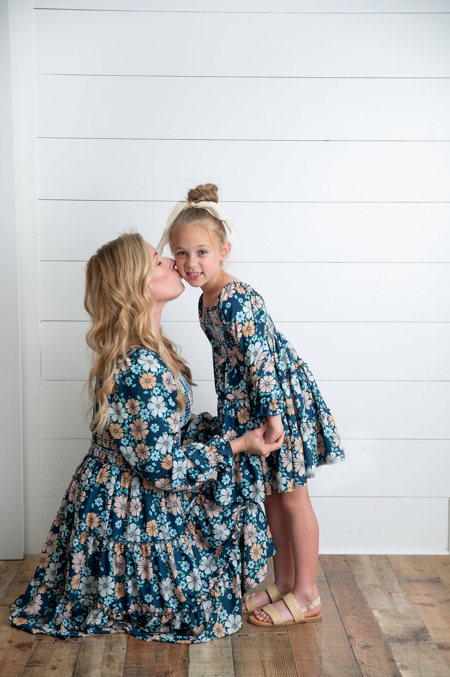 Girls Grace Winter Floral Mommy & Me Matching 3 Tiered Dress: 3/4